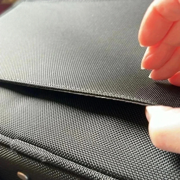 Dell Laptop Computer Bag 15X13X5 Padded Shoulder Strap Carry On Travel - Picture 10 of 16